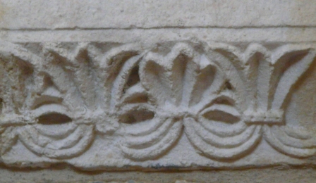 Rancé église porche frise 1